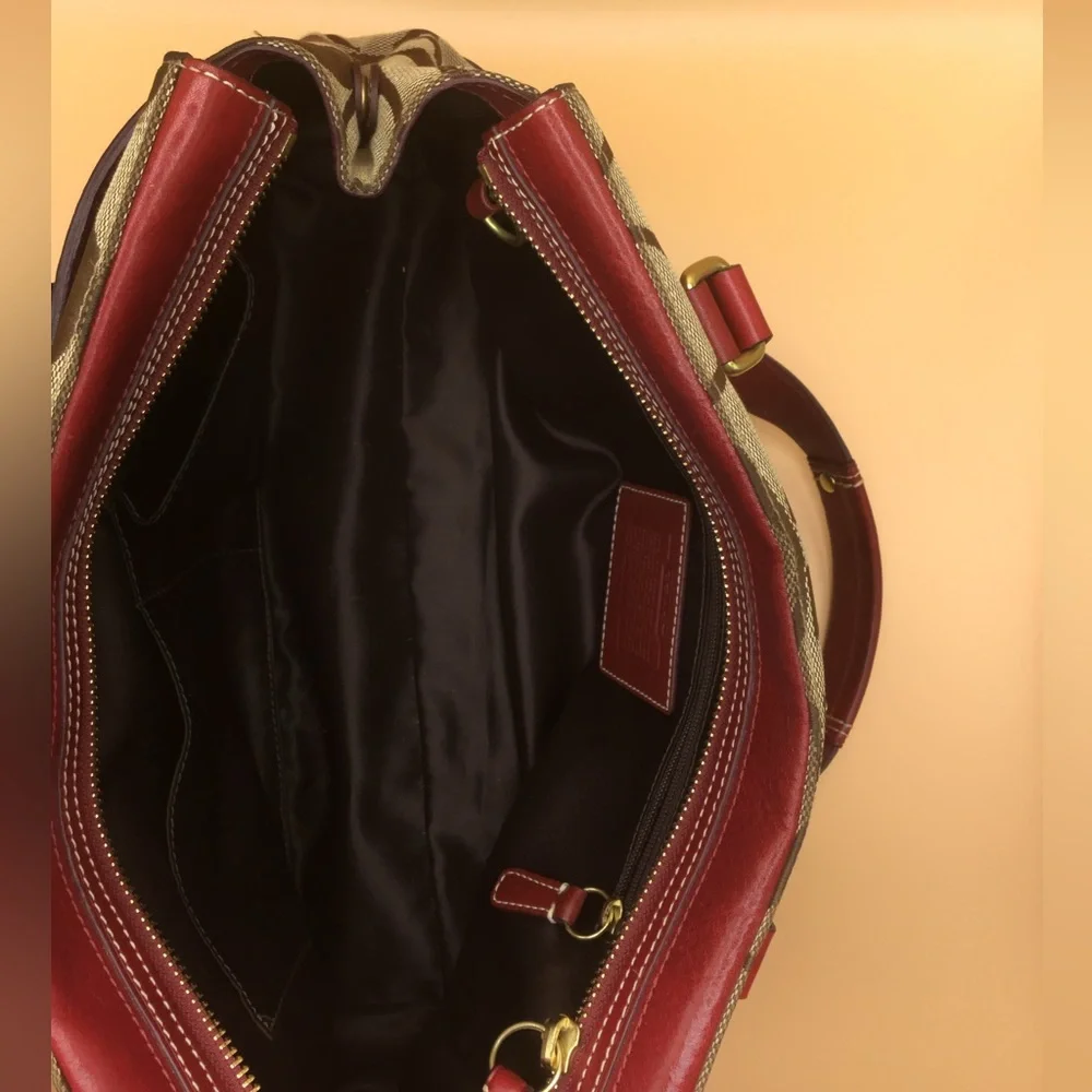 Coach Crimson  Hamptons Signature Red Large  Carryall